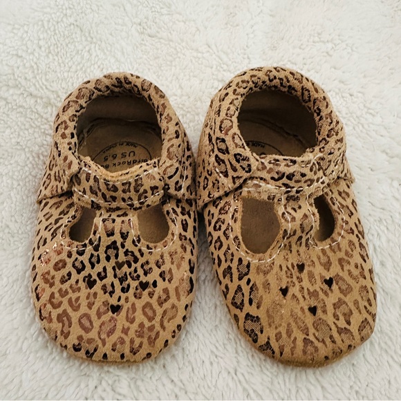Bird Rock Baby Leather Gold Tone Leopard Size 6.5 - Picture 1 of 5
